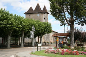 Eglise Saint Jacques, Saint-Yaguen - photo 3