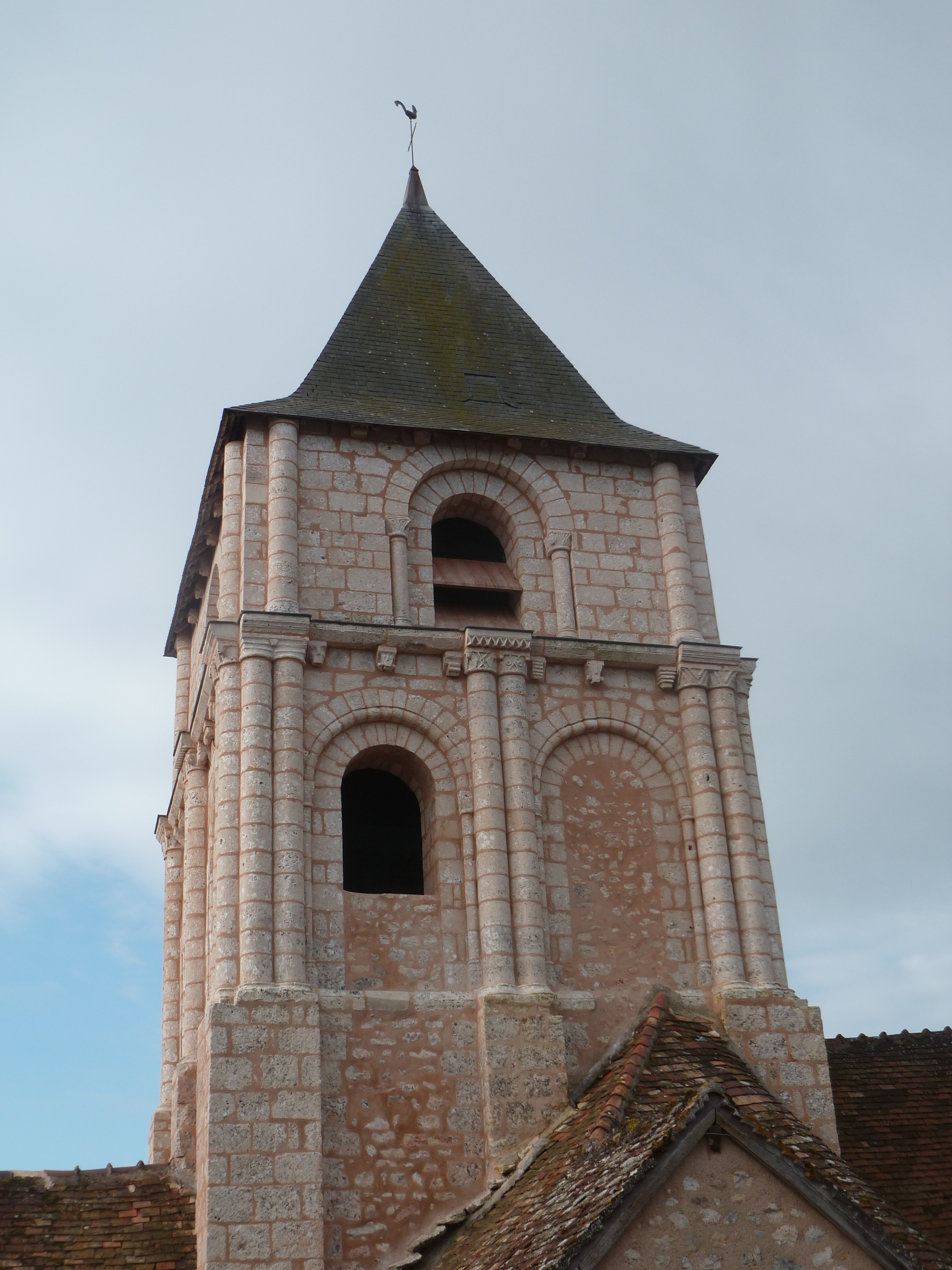 Eglise Saint-Martin à Angles-sur-l'Anglin, Angles-sur-l'Anglin - photo 2