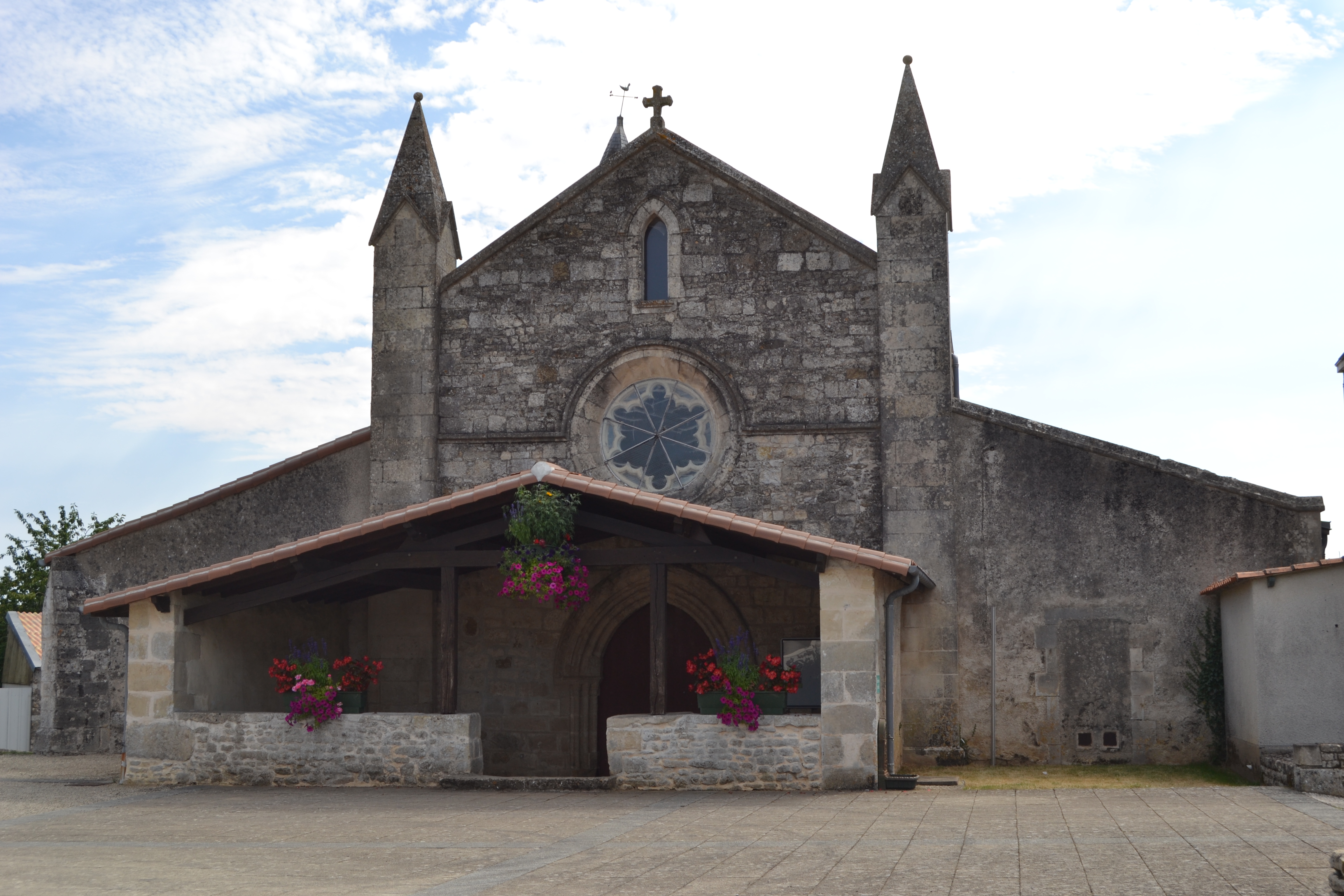Église Saint-Pierre, Saivres - photo 2
