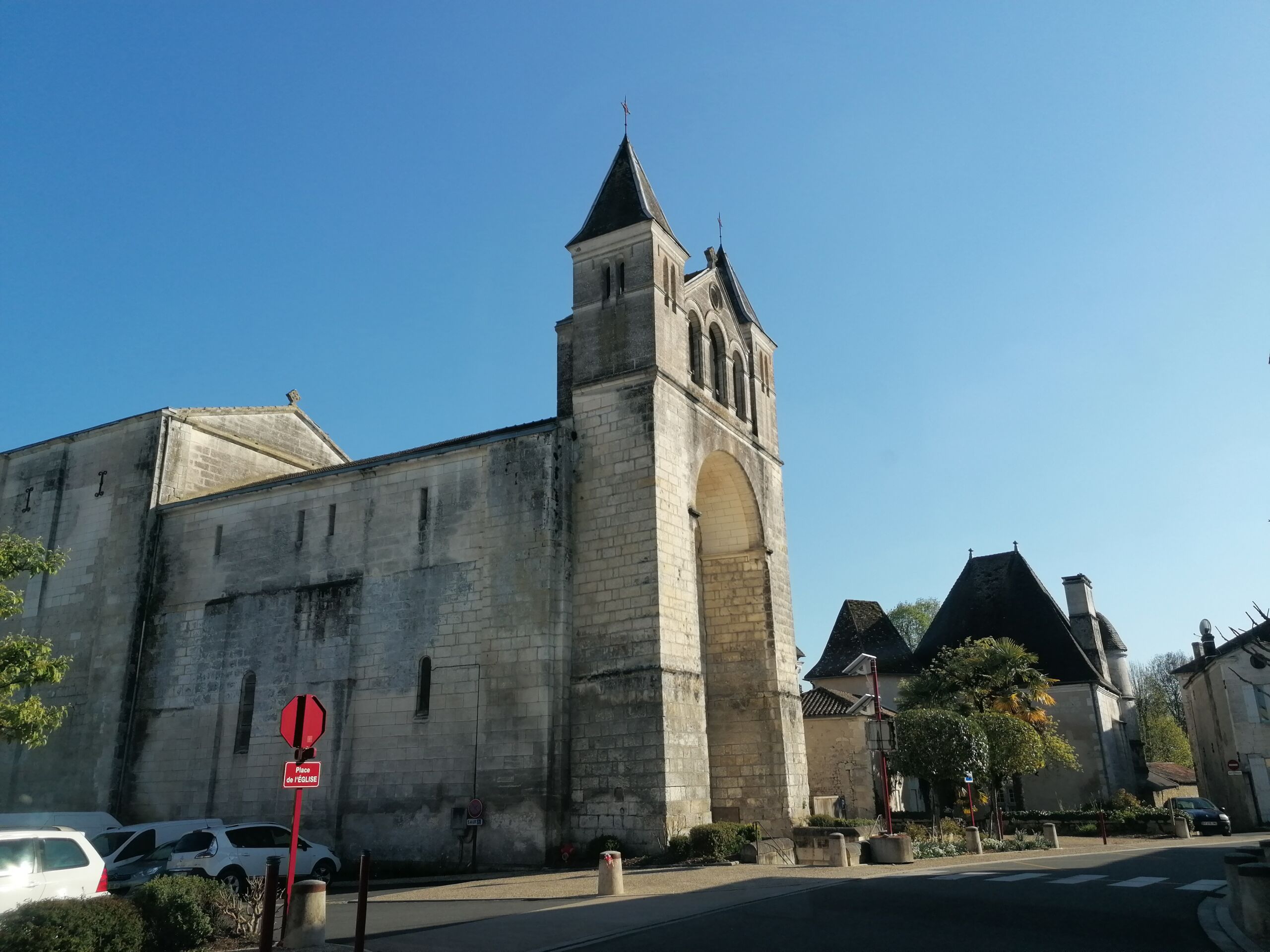 Église Saint-Pierre, Celles - photo 2