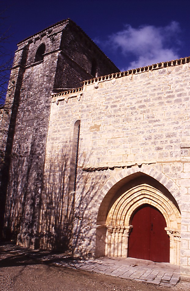 Eglise romane Sainte Eugène, Xaintray