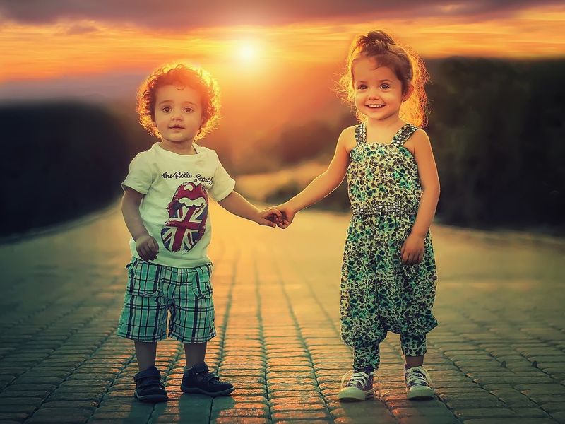 Les Pistes de Robin : chasse à l'énigme à Bourg - photo 2