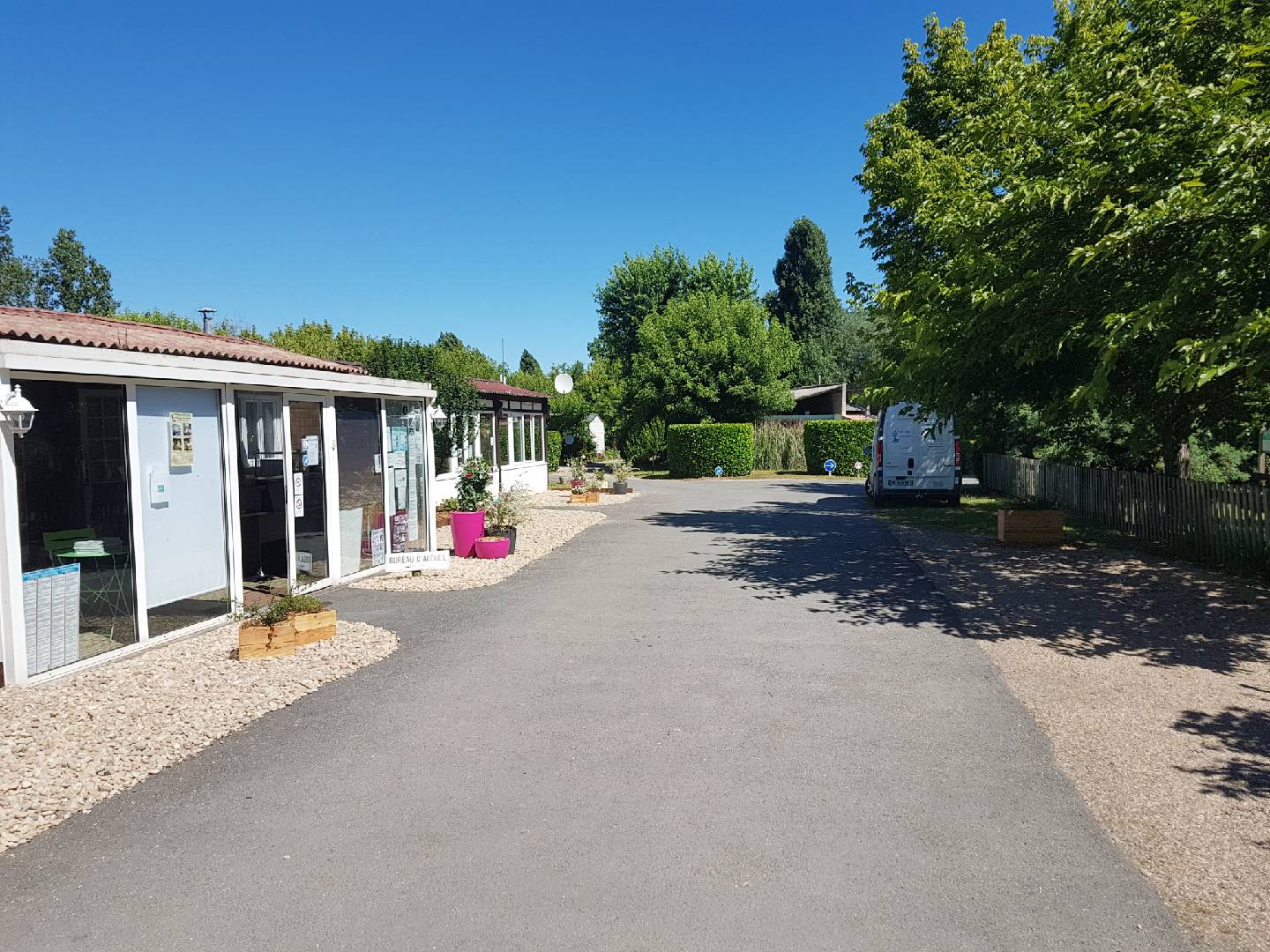 Camping Le Paradis, Abzac - photo 3
