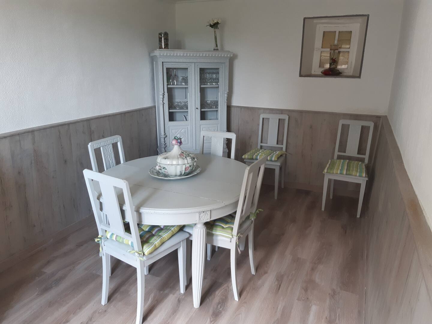 La Maison de Suzette, Charron