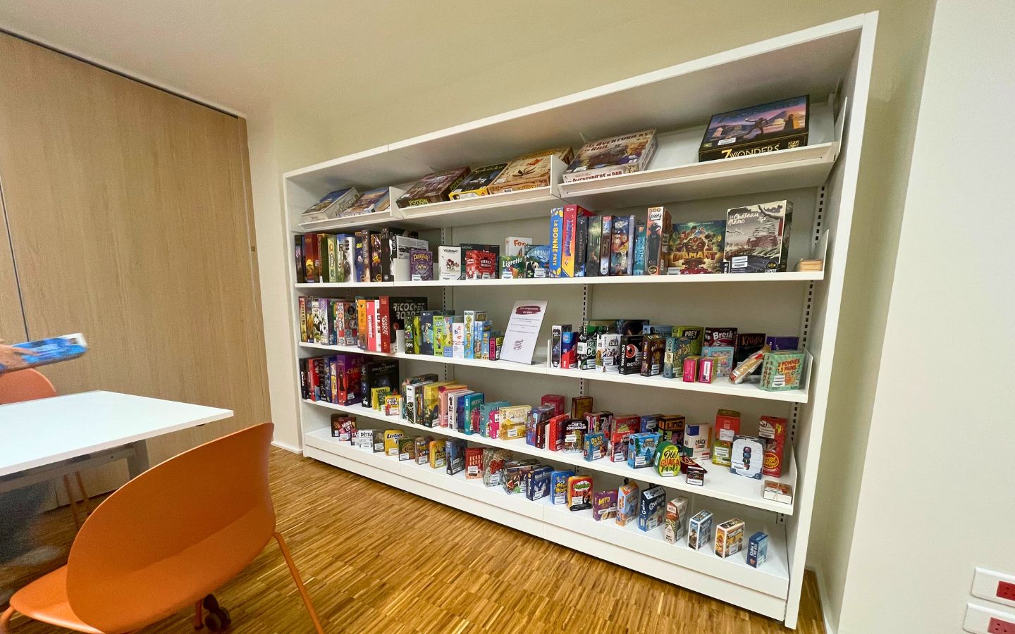 Médiathèque du centre-ville de Bayonne, Bayonne - photo 8