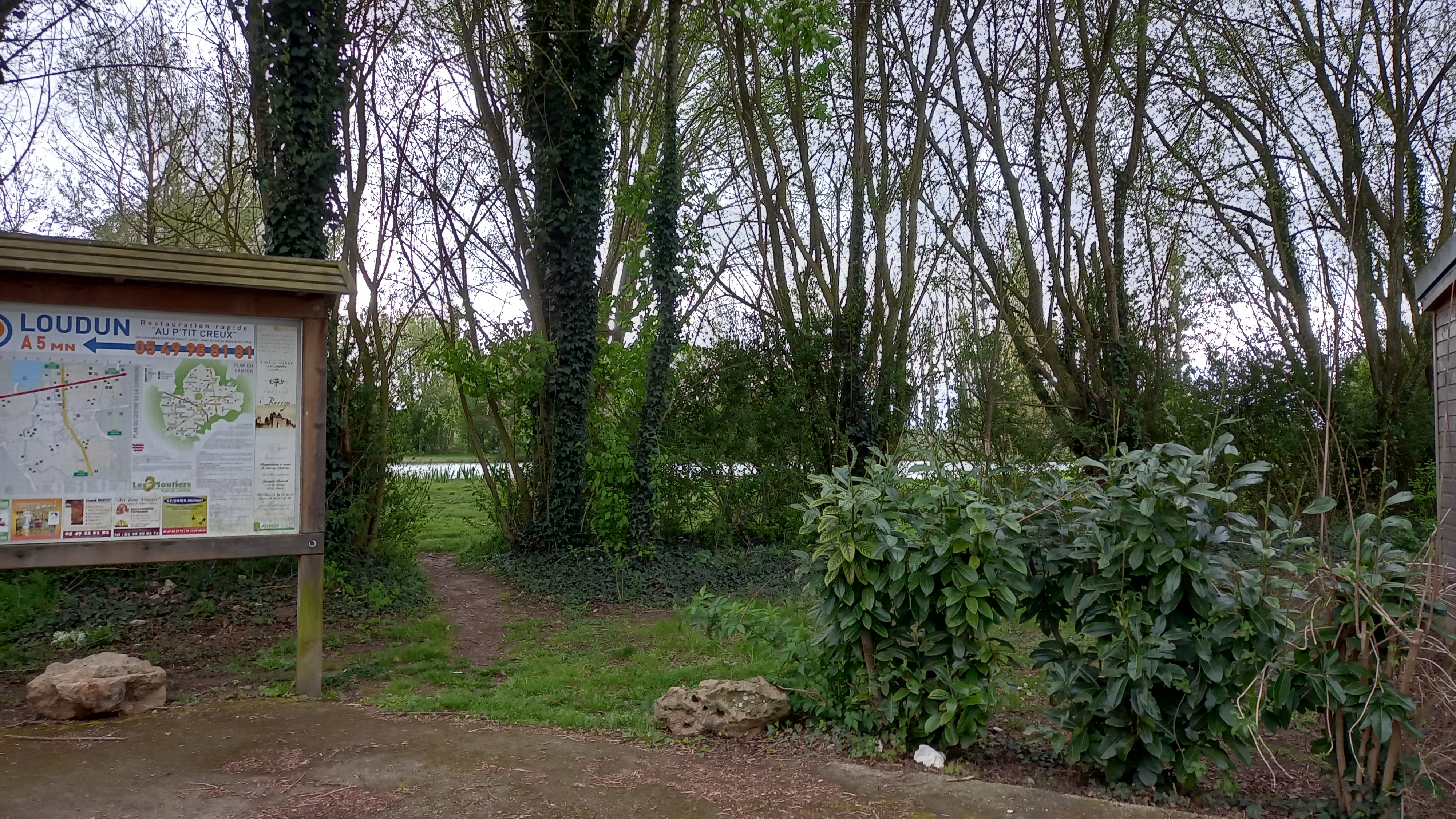 Etang de pêche des Trois-Moutiers