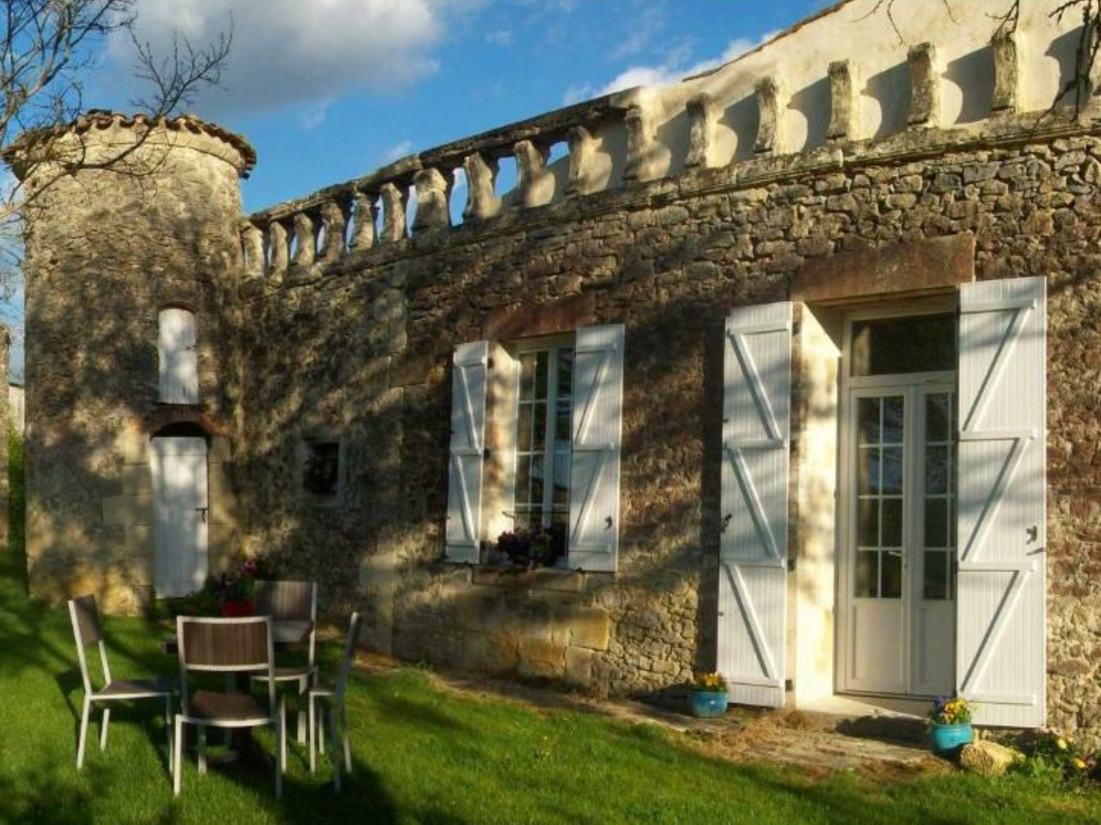 SAS Ancien Haras de la Tour, Lamothe-Landerron - photo 3