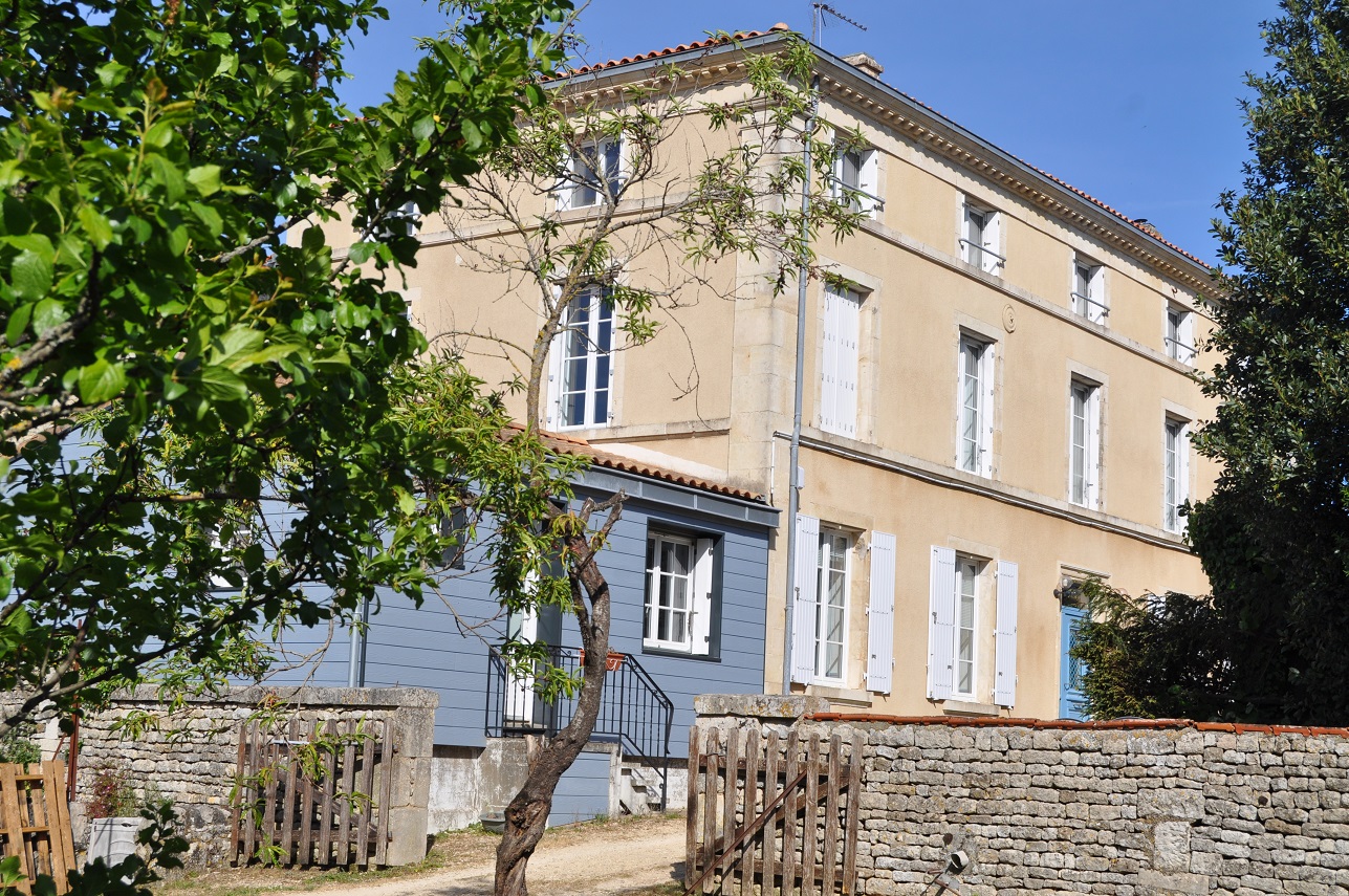 Gîte Cassine Virounis, La Crèche - photo 3