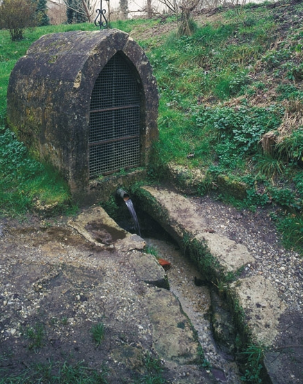 Fontaine Saint-Clair de Saint-Léger-de-Balson