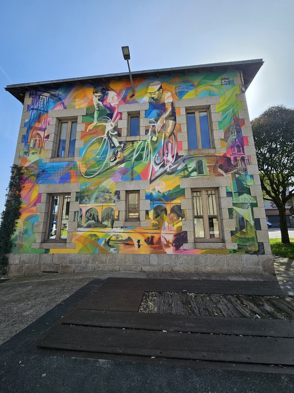 Fresque Poulidor et Saint-Léonard de Noblat