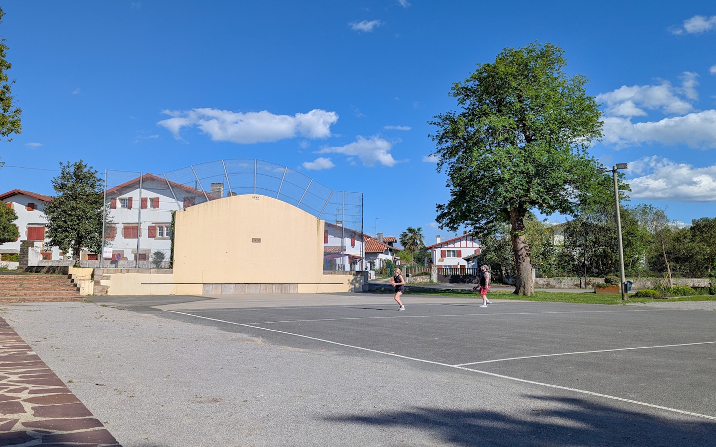 Frontons Saint-Pée-sur-Nivelle