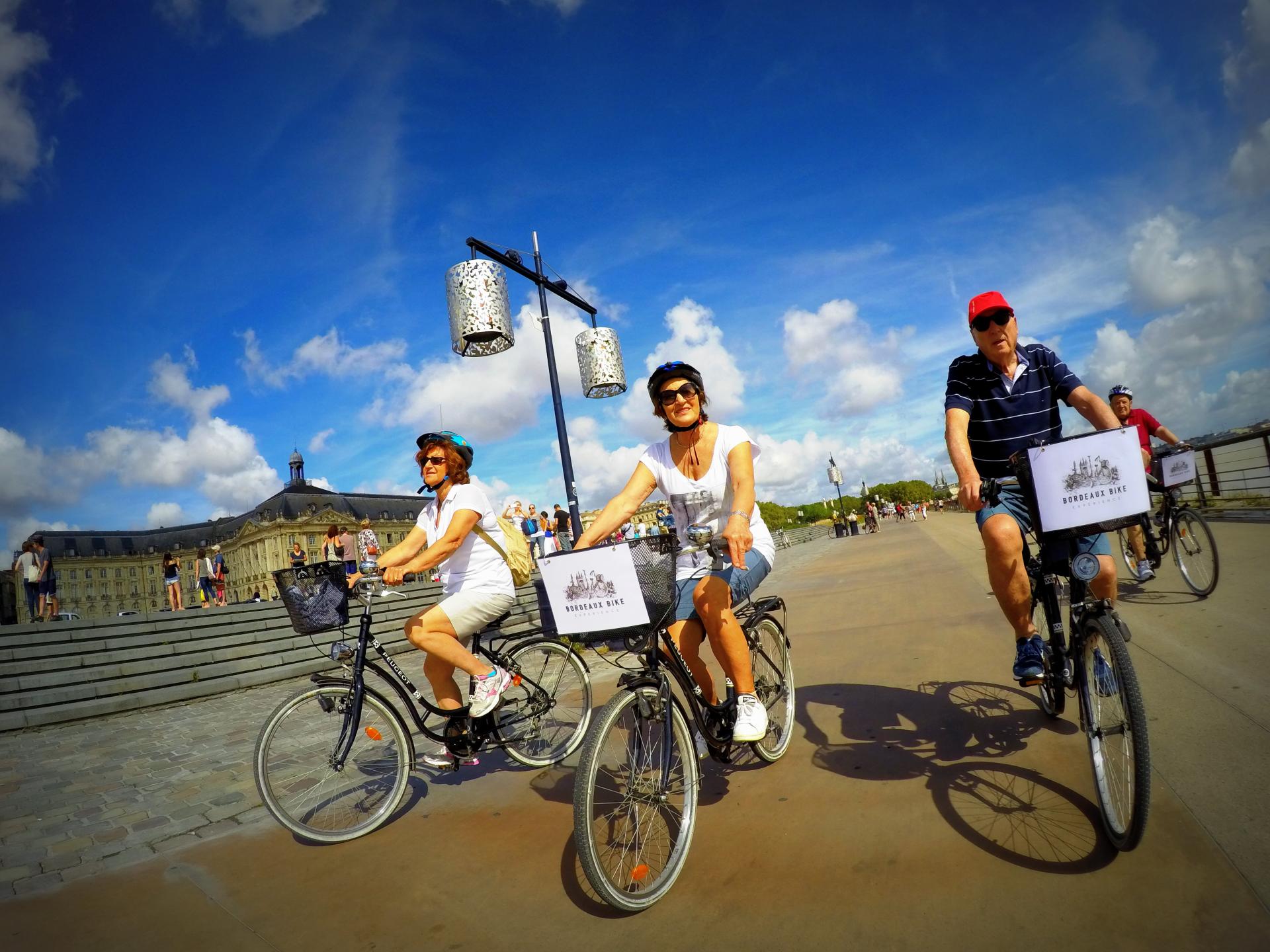 Bordeaux Bike Experience - balades à vélo - photo 3