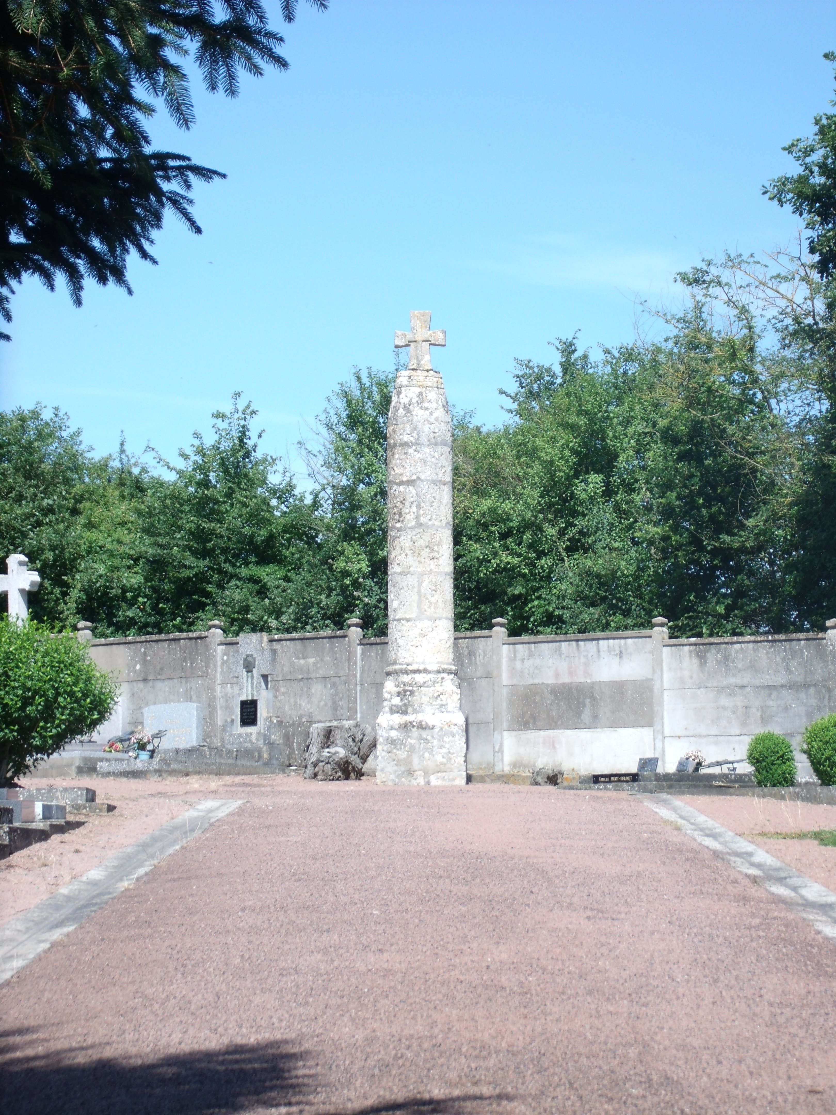 Croix hosannière à Louin