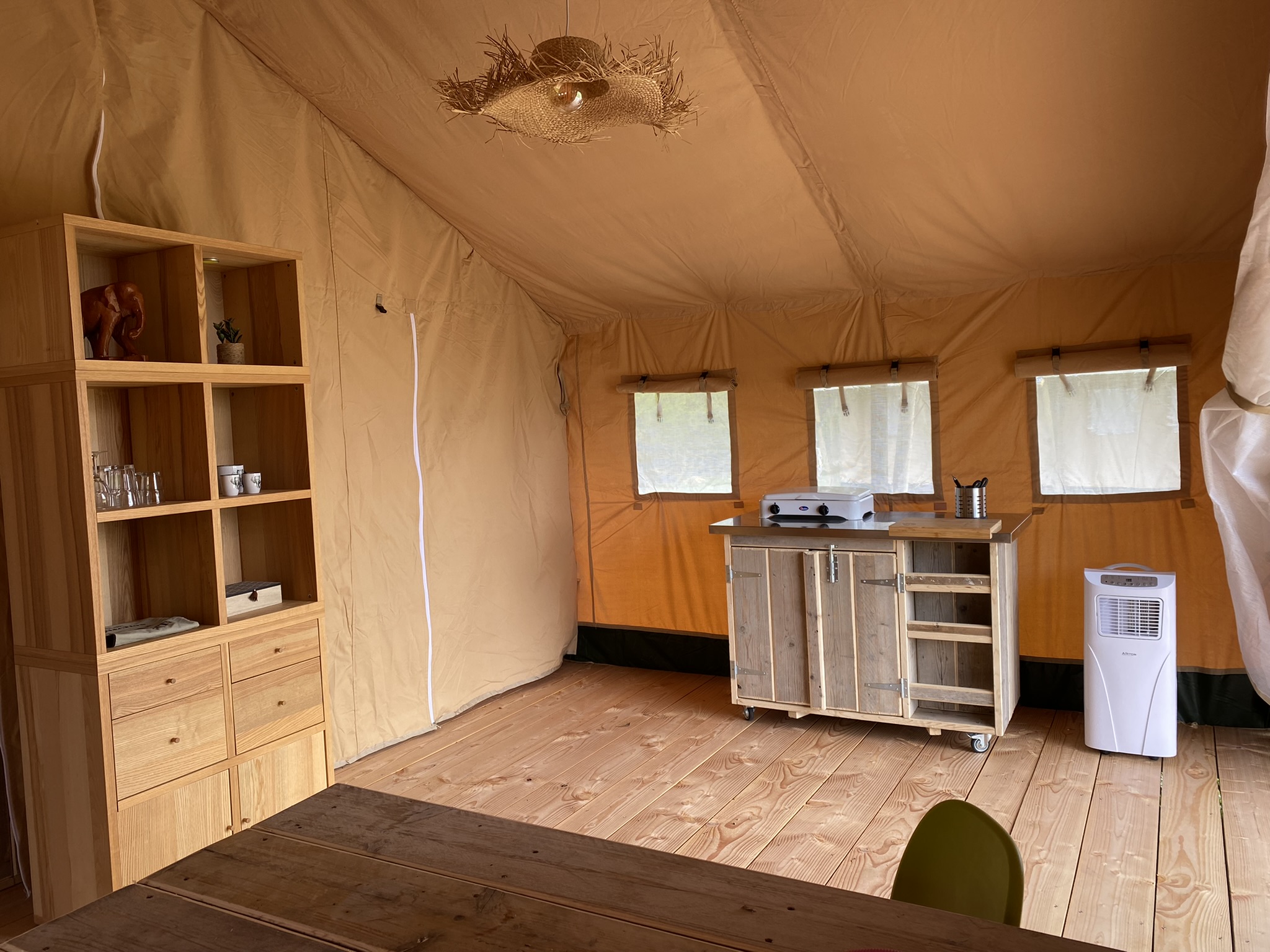 Glamping Place de la Famille, Jayac - photo 6