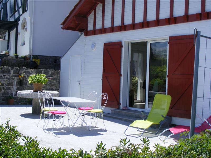 T3 dans villa pour 4 personnes, Monsieur Jean-Marie GOYA