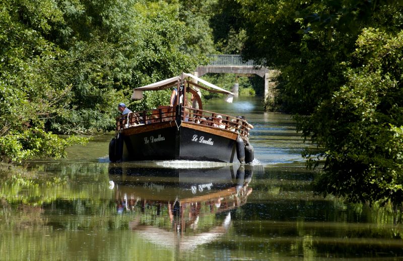 Saint Martial d'Artenset en écomobilité - Le Moulin et les bateaux, Saint-Martial-d'Artenset