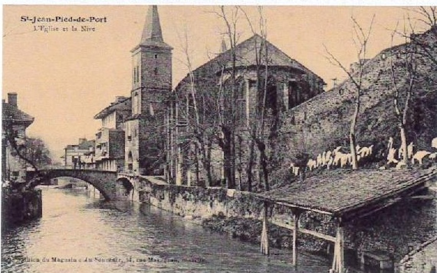 Visite guidée :  Raconte moi Saint-Jean-Pied-de-Port : un voyage dans le temps