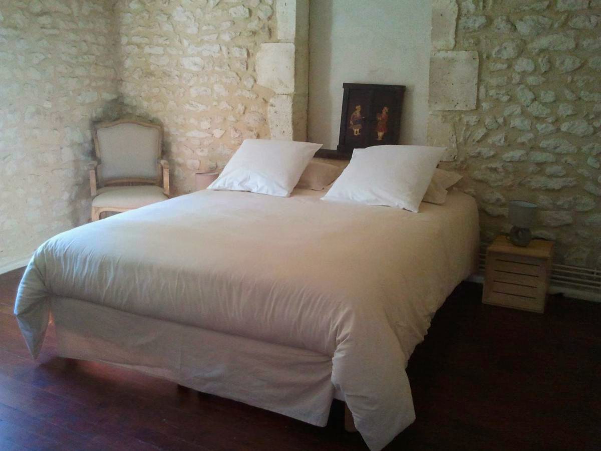 Chambres d'hôtes de La Grange au Bois, Champagne-et-Fontaine - photo 5