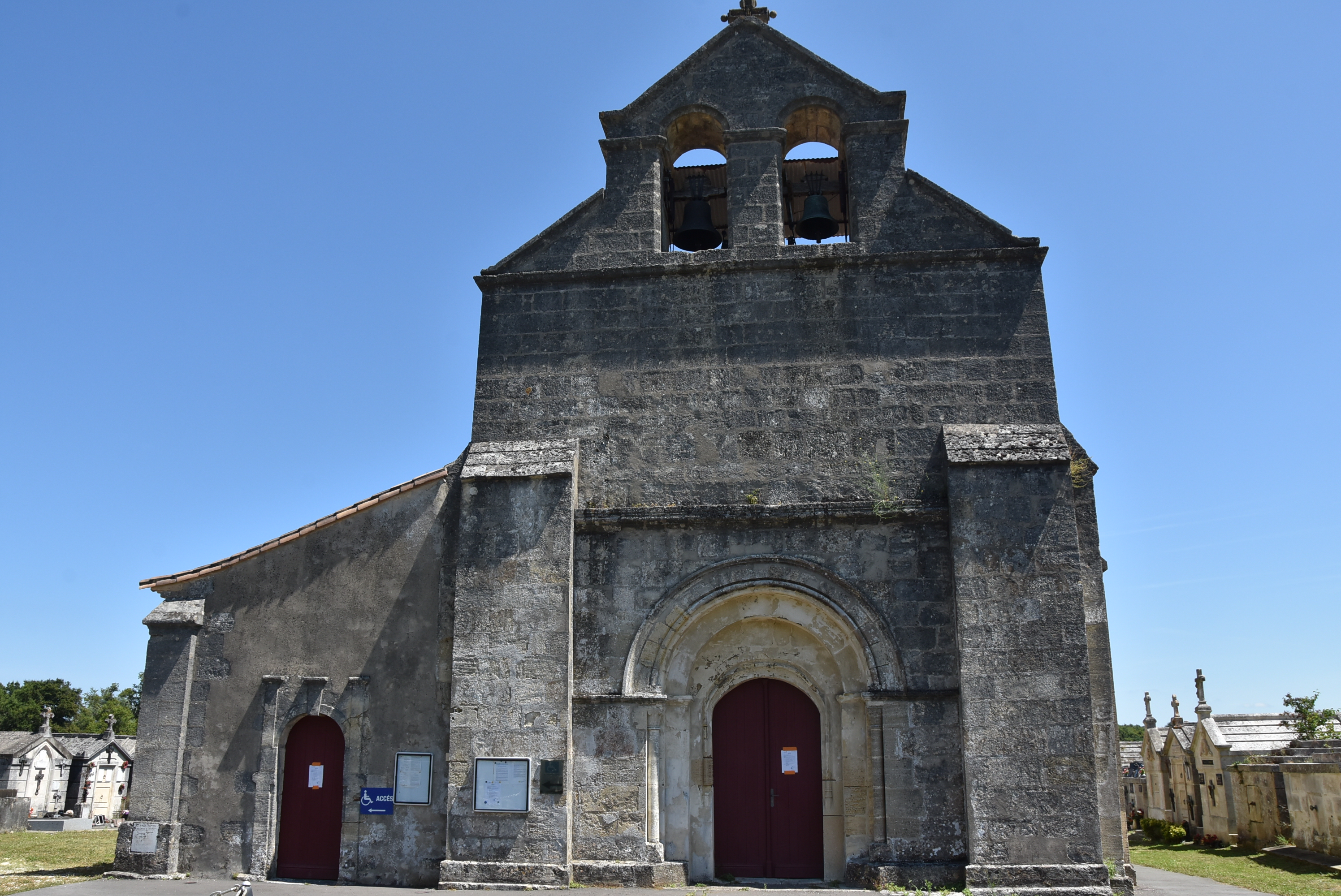 Eglise Saint-Symphorien, Gauriaguet
