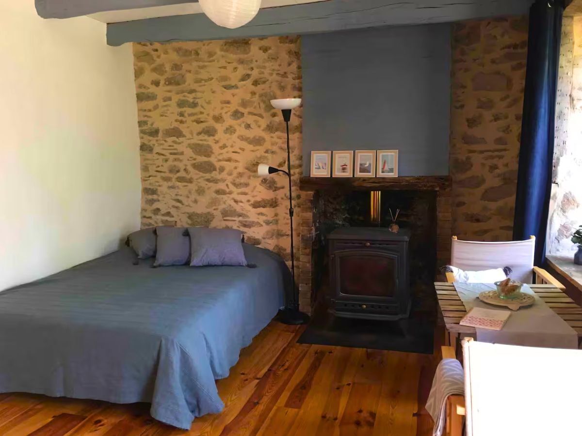 Charmante petite maison, Saint-Priest-Ligoure