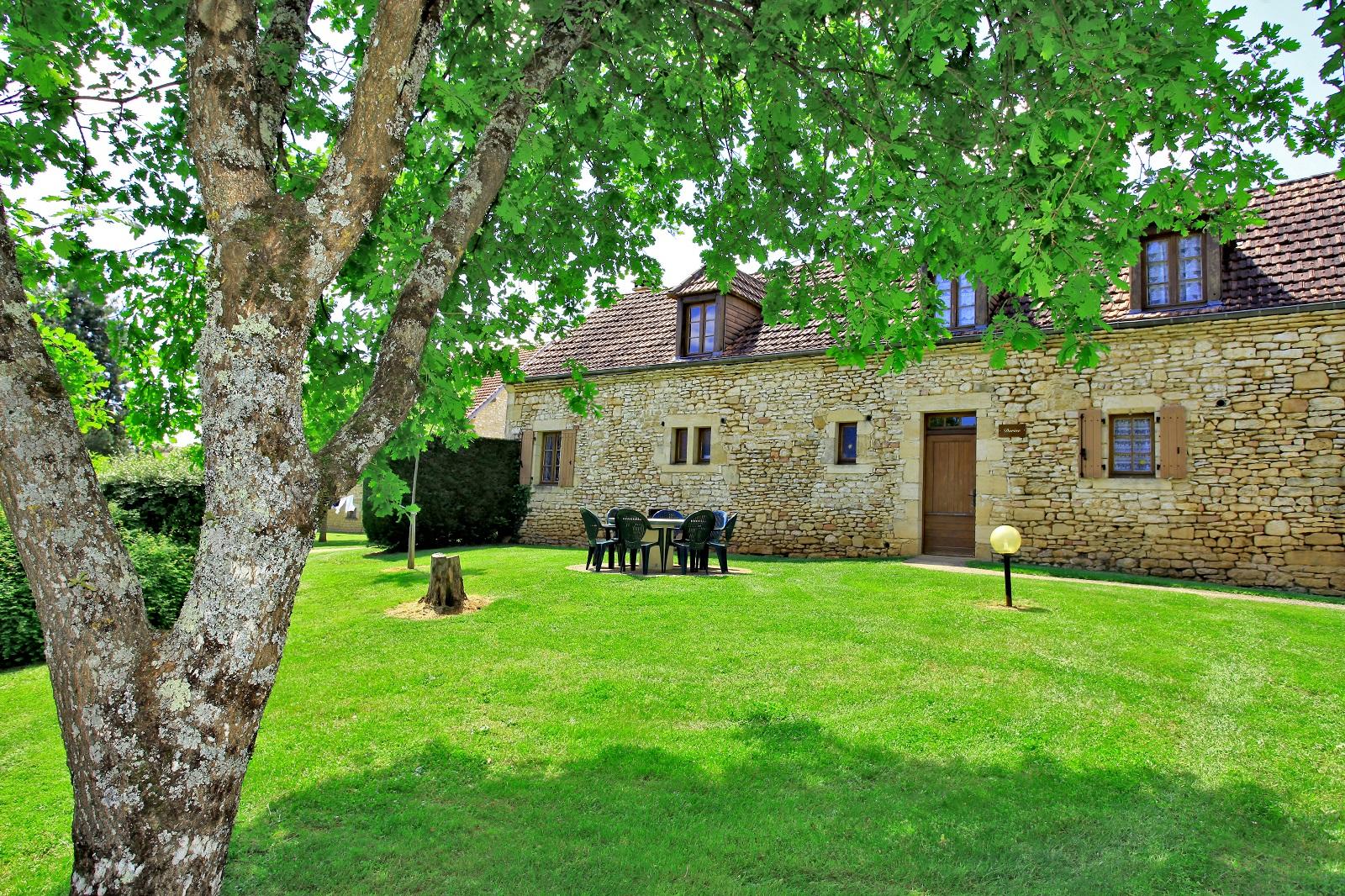 Combas Village de gites - Gîte Dorine