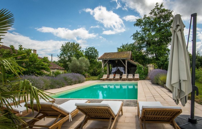 Le gîte de Montauzet, Saumont