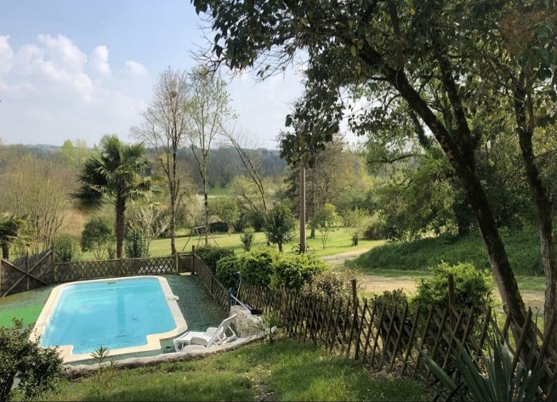 Les Gîtes du Hameau "Le Puy"