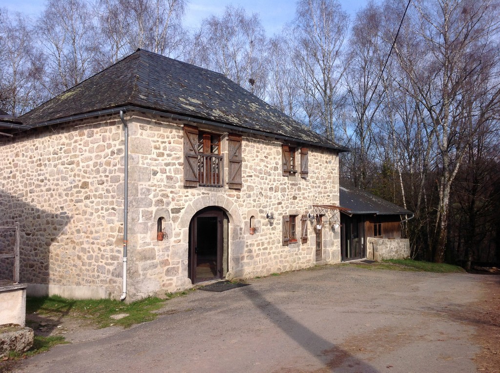 SARL Ferme Équestre du Mialaret - Gîte de Groupe 12 à 20 personnes