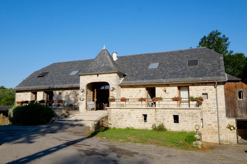 SARL Ferme Équestre du Mialaret - Gîte de Séjour Équestre 22 personnes