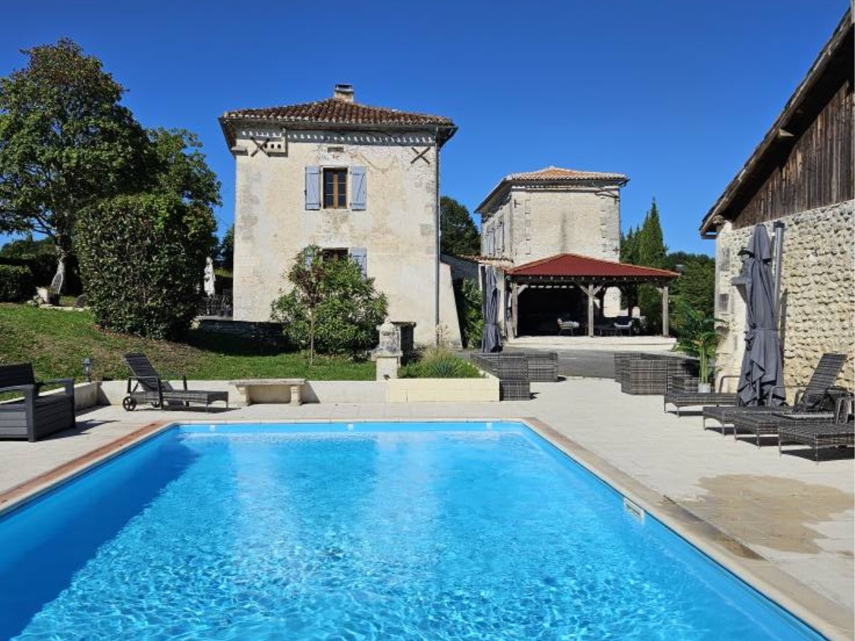 Gite Les Bigonnies Estate