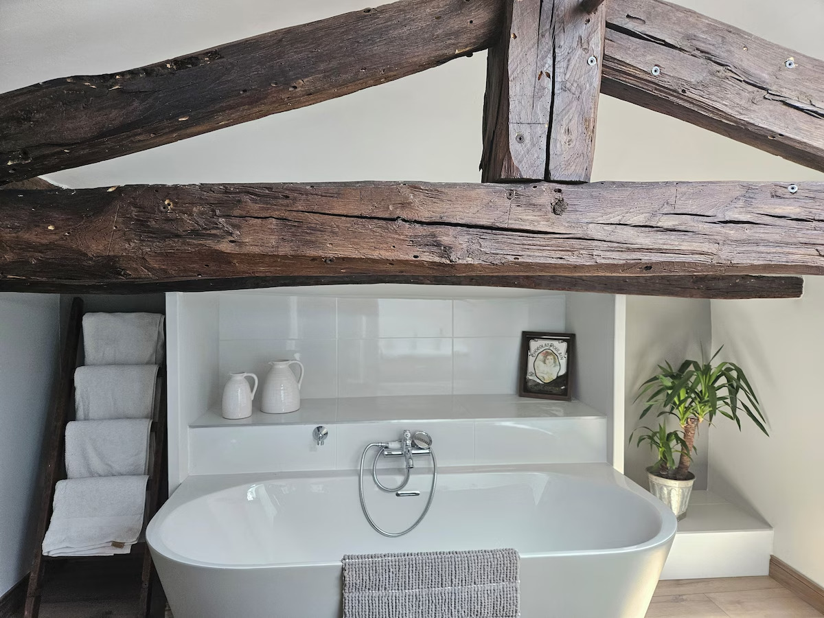 Les Bigonnies Estate, Champagne-et-Fontaine - photo 5