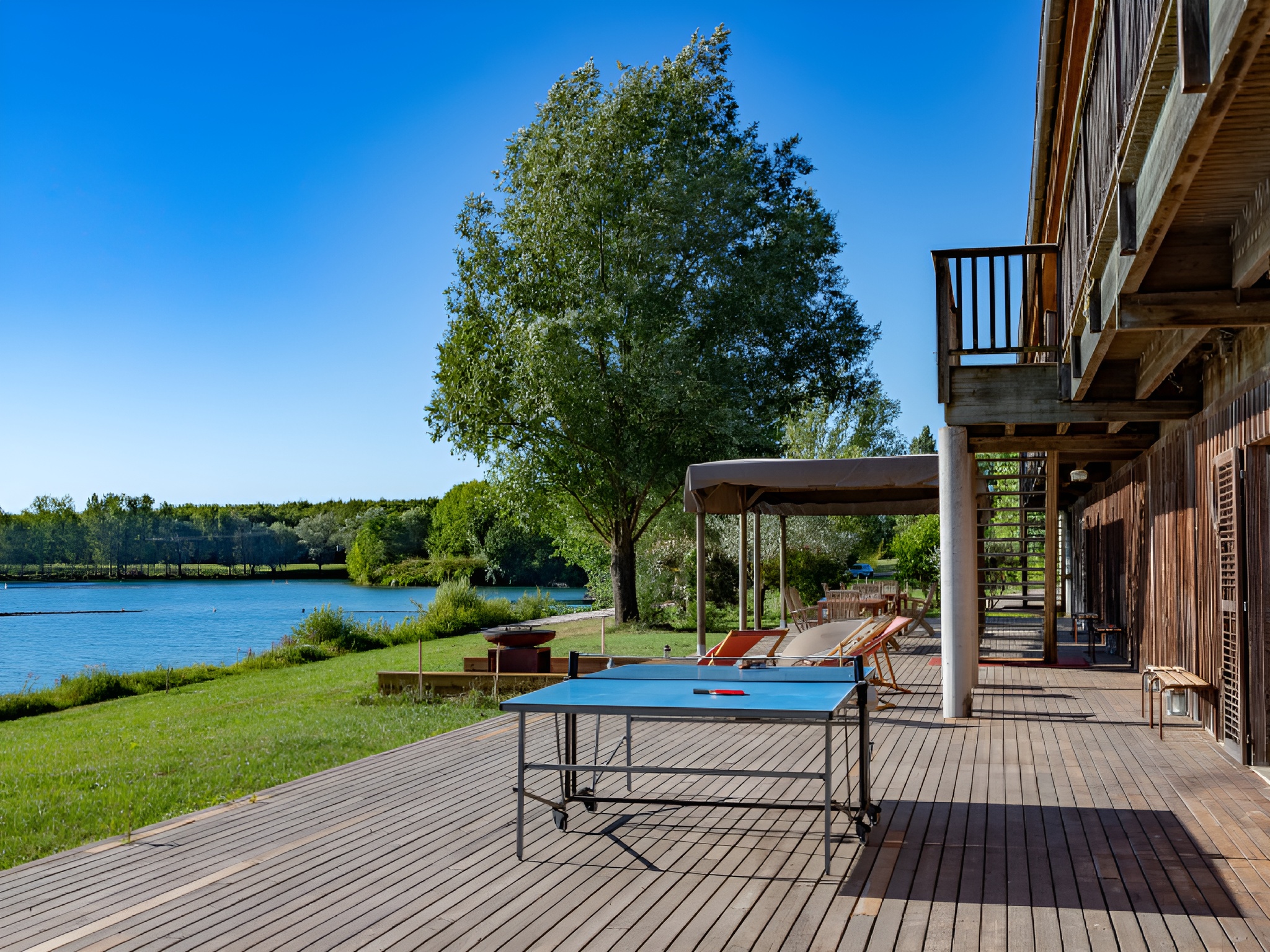 Grande maison au bord de l'eau - photo 4