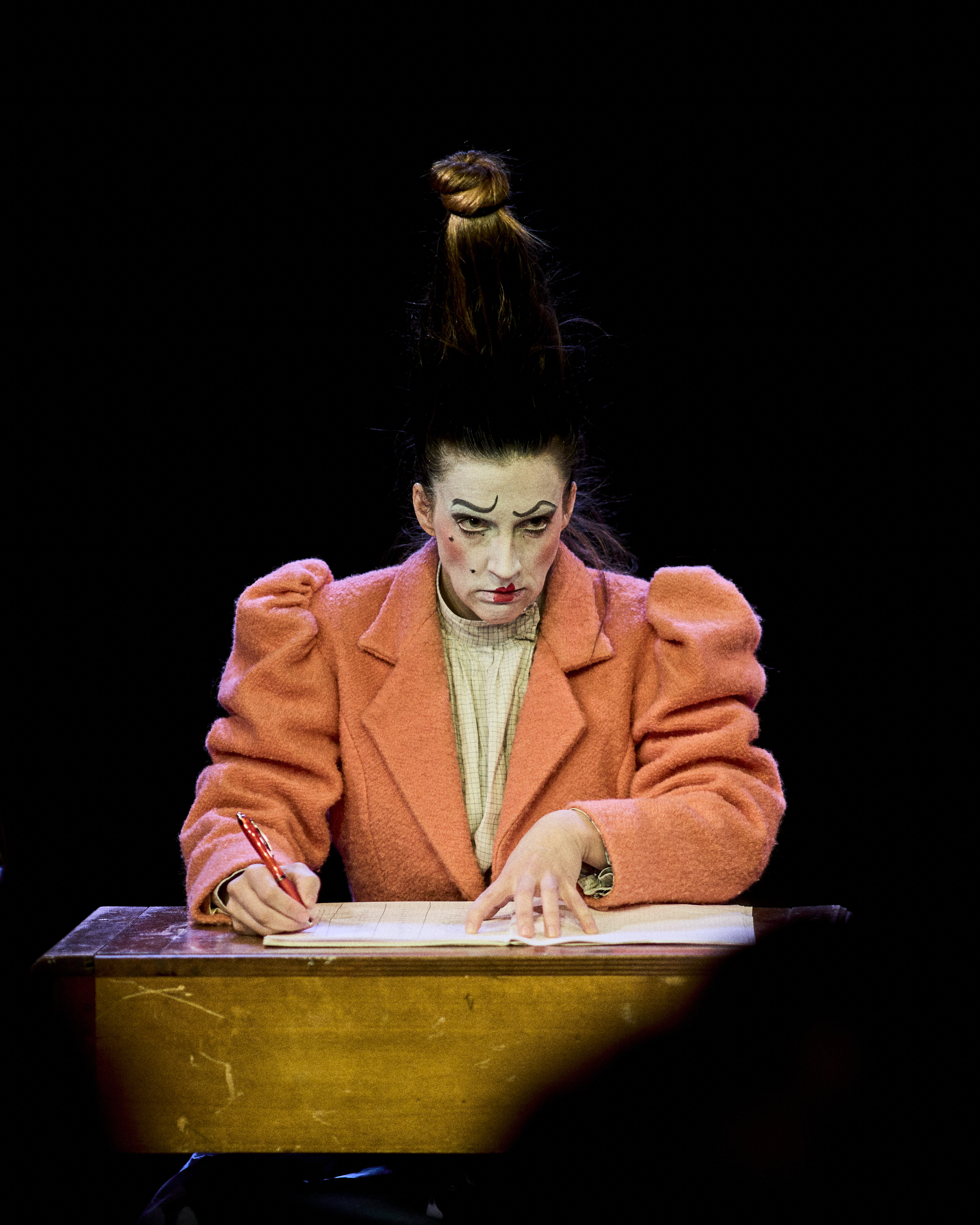 Spectacle de clown - Mademoiselle Touche par la compagnie Füt Füt