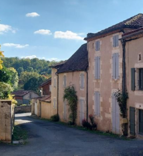 Hébergements Château - Annexe château - École, Varaignes - photo 3