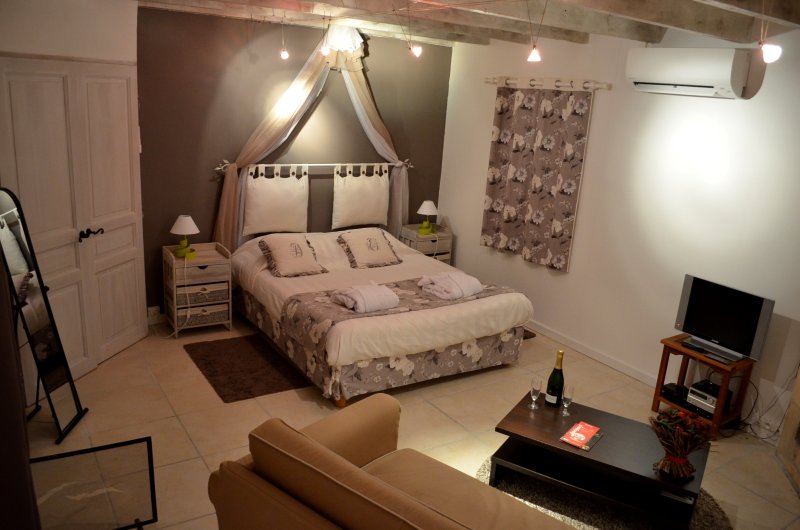 Domaine des Eymaries - Gîte Plein Sud