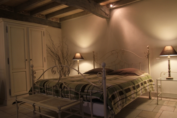 Chambres d' hôtes de charme la maison du bos - Chambre Blanche, Miramont-Sensacq - photo 11