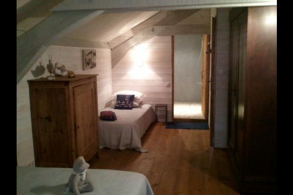 Ancienne ferme restaurée sur un grand airial avec piscine sécurisée, dans un environnement calme et naturel. Capacité 10 personnes, Parentis-en-Born - photo 2