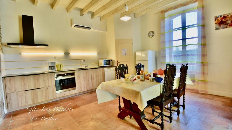 Bardots - Les Peupliers, Puysserampion