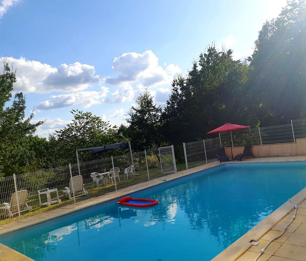 Les Terrasses de l'Insolite - Gîte Le Nid, Port-Sainte-Marie