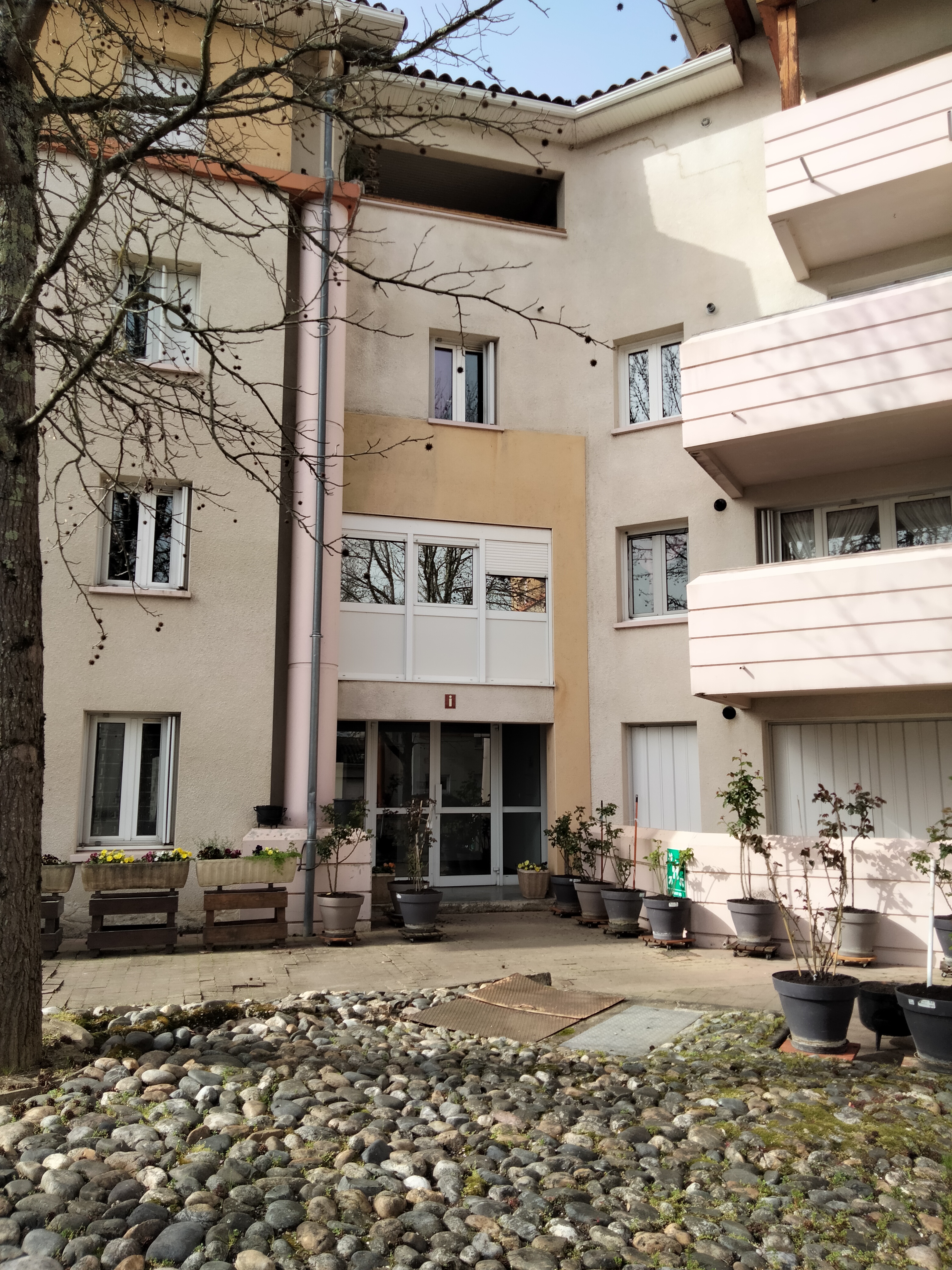 Meublé Alazet, Agen - photo 12