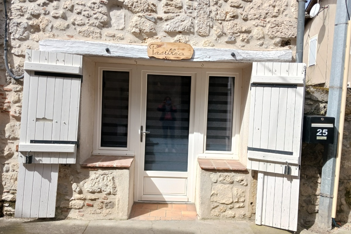 Pasithea, Casteljaloux