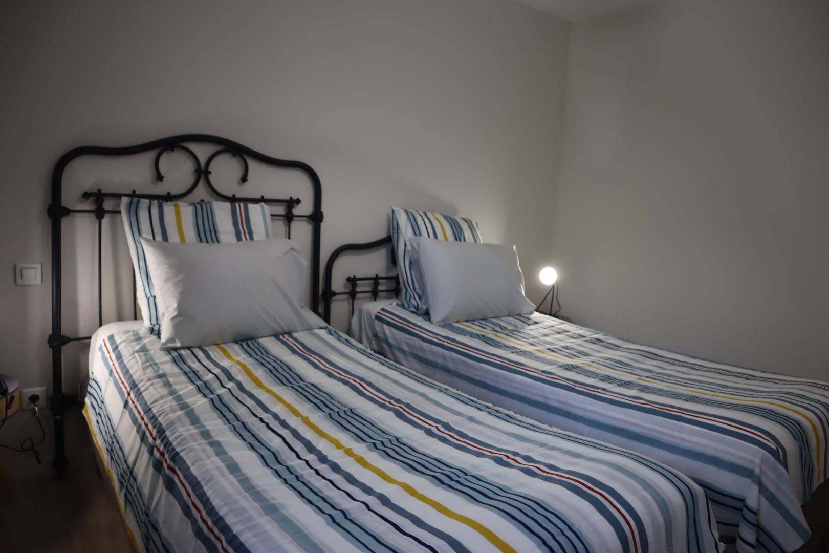 Les Crèches, Beauville - photo 2