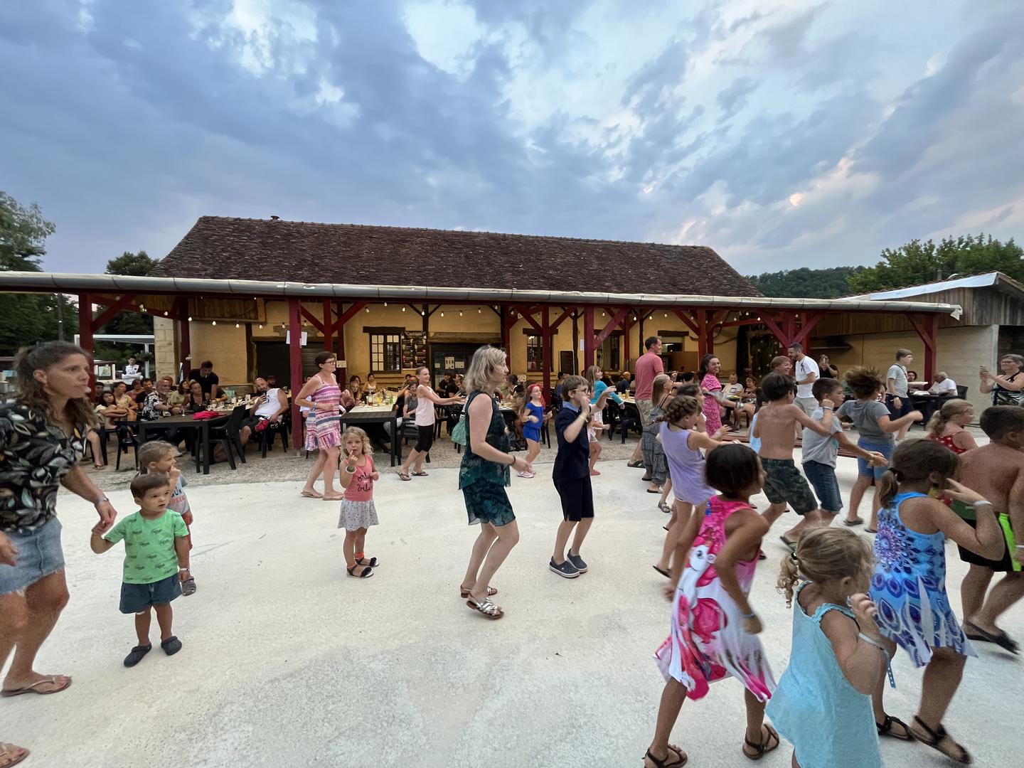 Camping Le Rocher de la Granelle, Le Bugue - photo 10