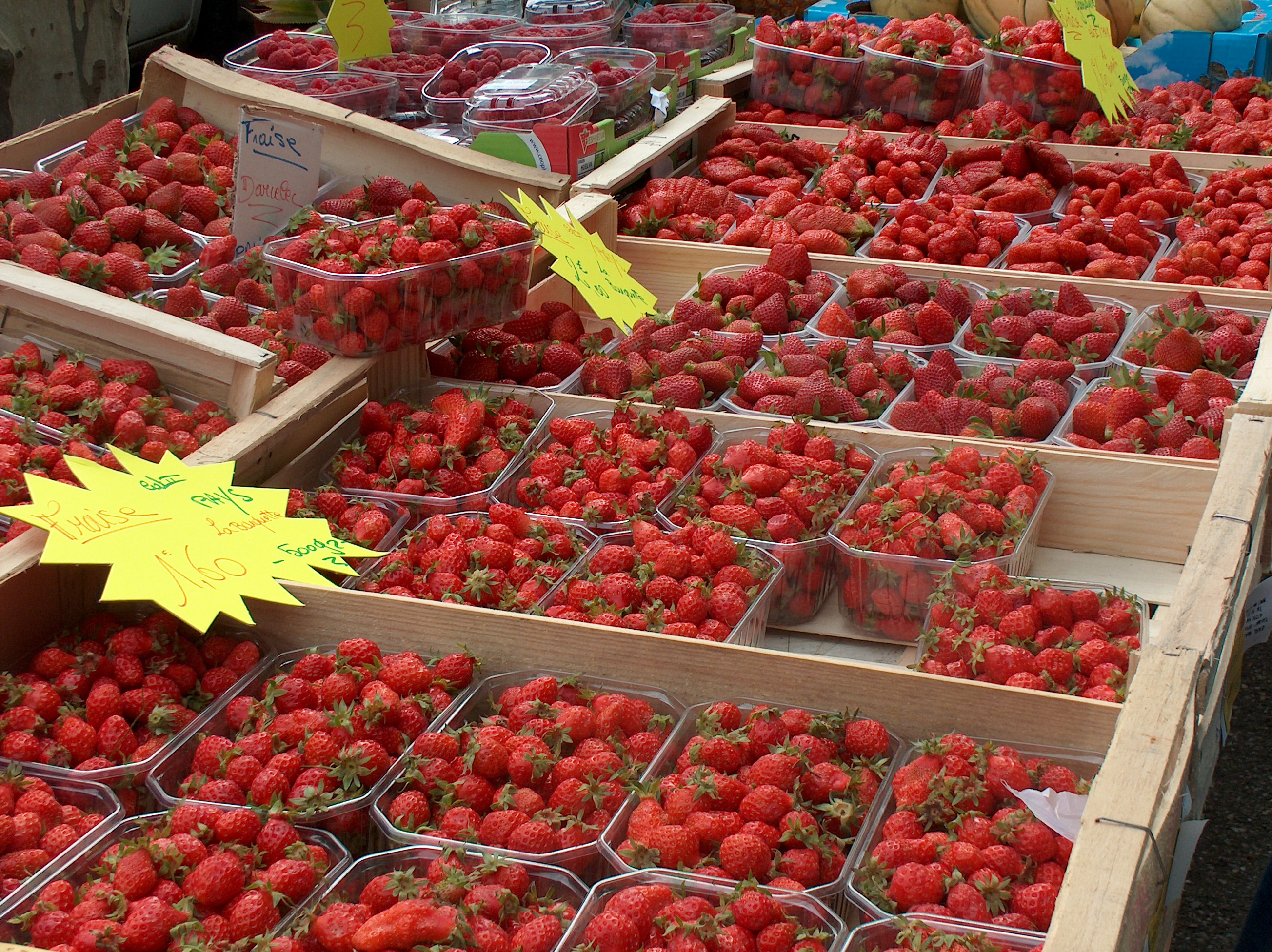 Marché traditionnel d'Aiguillon, Aiguillon - photo 6