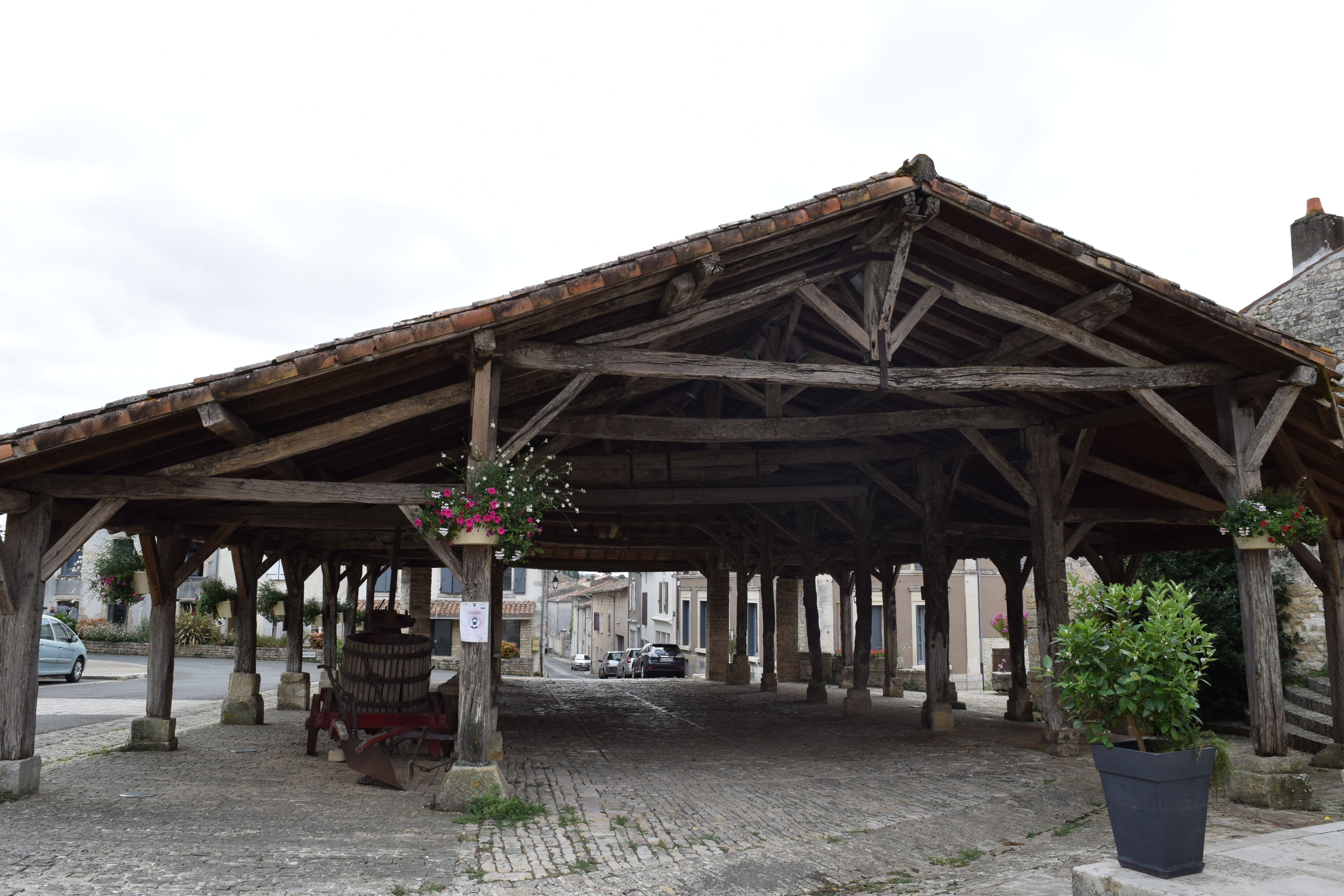 Halle de Pamproux, Pamproux - photo 4