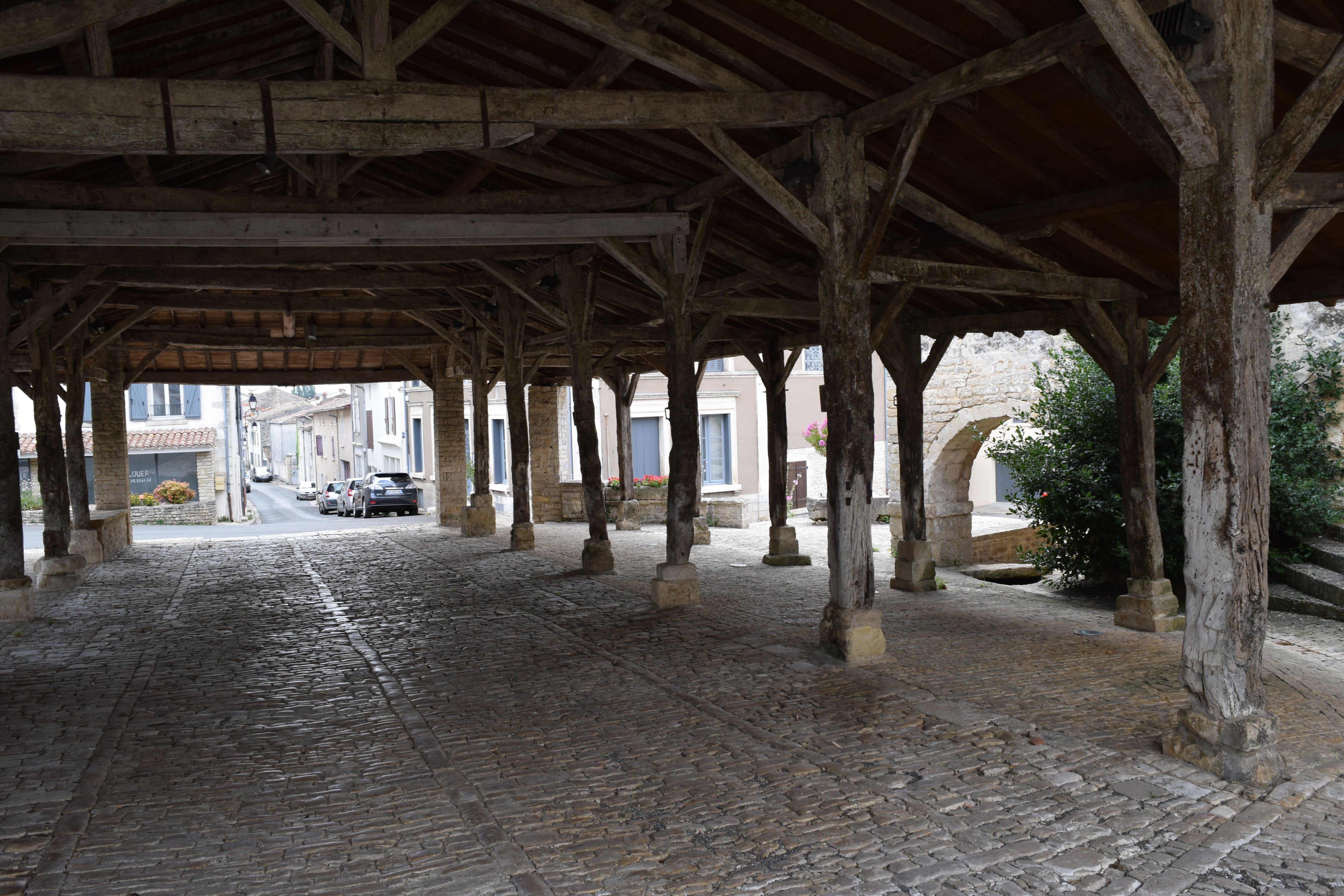 Halle de Pamproux, Pamproux - photo 2