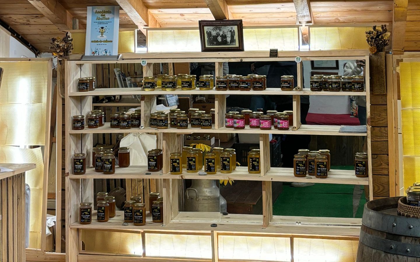 Ferme apicole Harizkazuia - photo 3