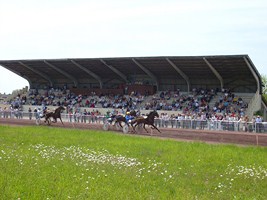 Hippodrome de Sarlande : Société des courses de Castillonnès