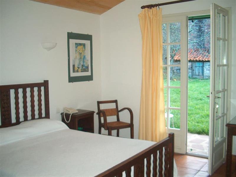 Hôtel-Restaurant Barberaenea