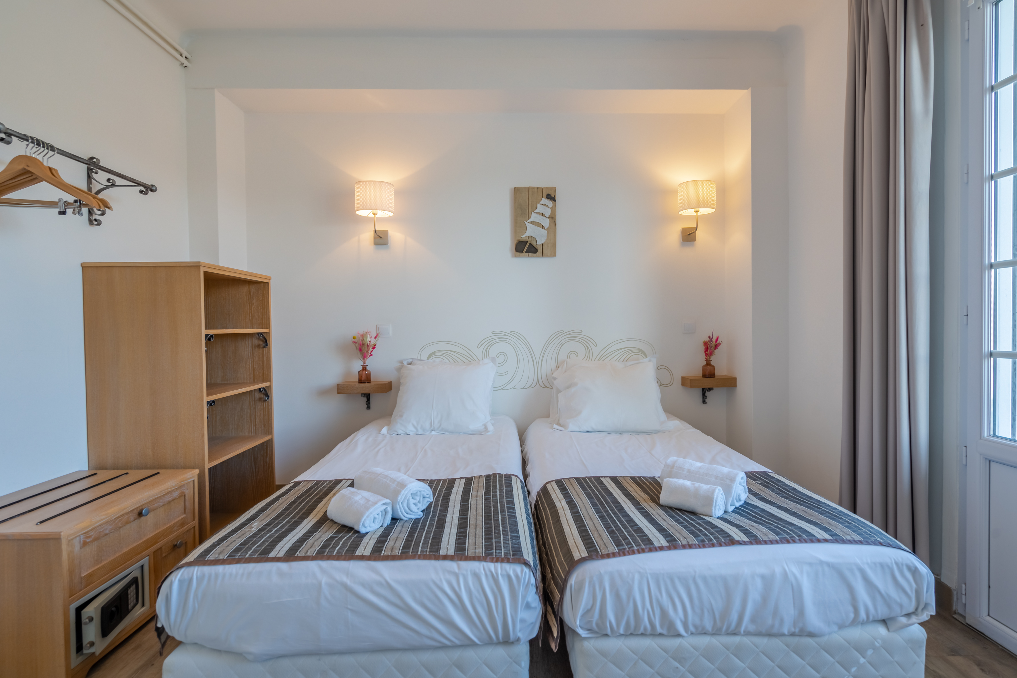 Hôtel Océan CapbretonHôtel Océan - chambre-twin-canal-capbreton-3